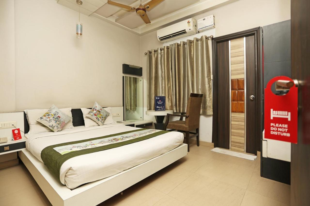 Hotel Sundaram Аллахабад Экстерьер фото